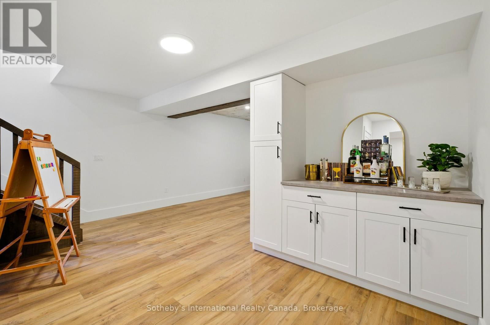 1241 NORTHSHORE ROAD Image 30