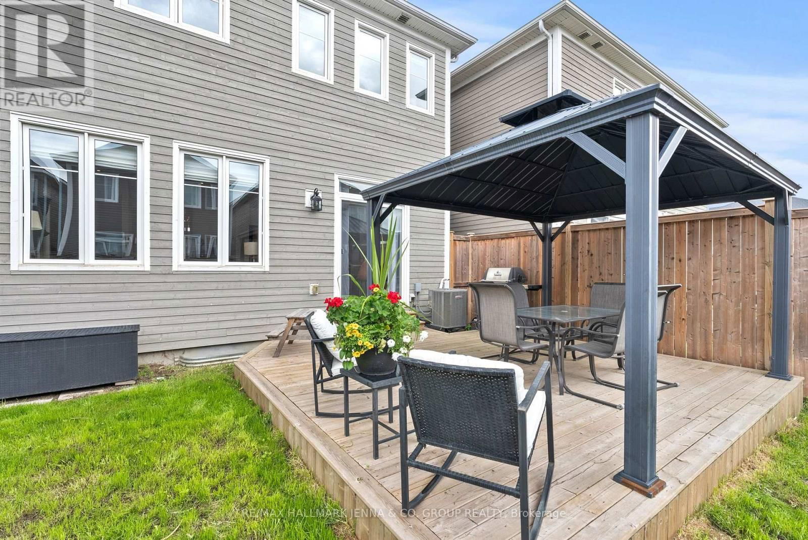 52 HACKAMORE CRESCENT Image 33