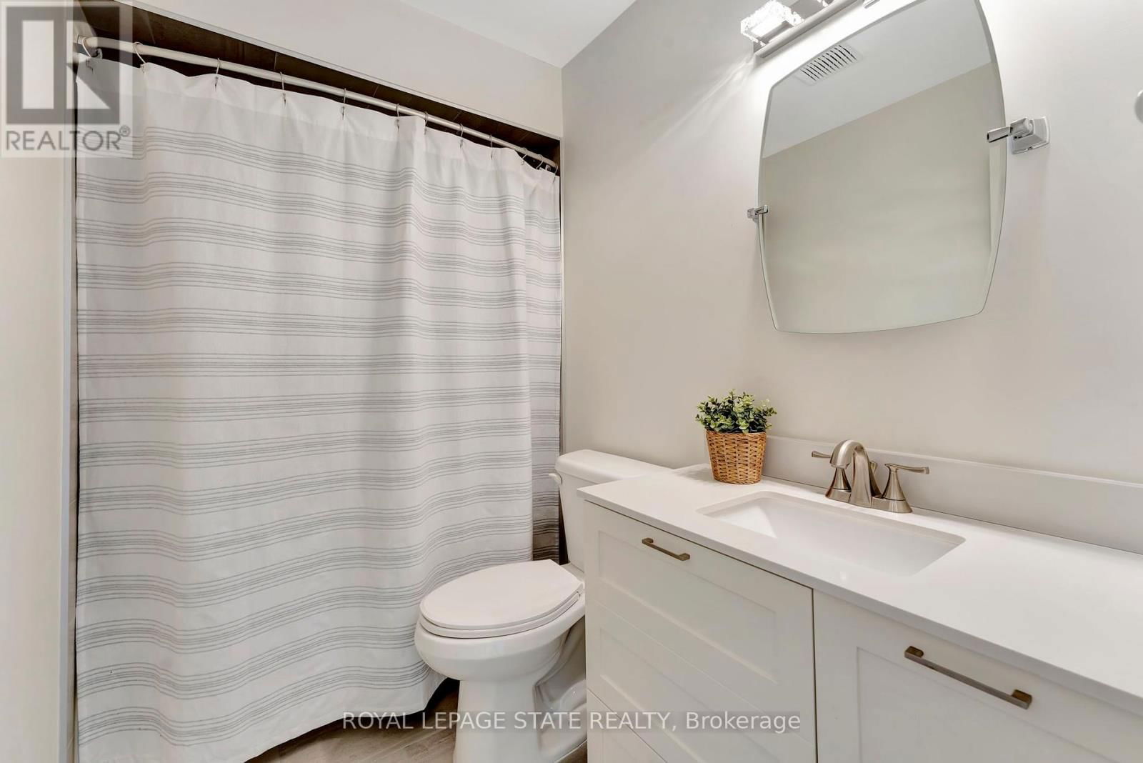 72 - 11 PIRIE DRIVE Image 21
