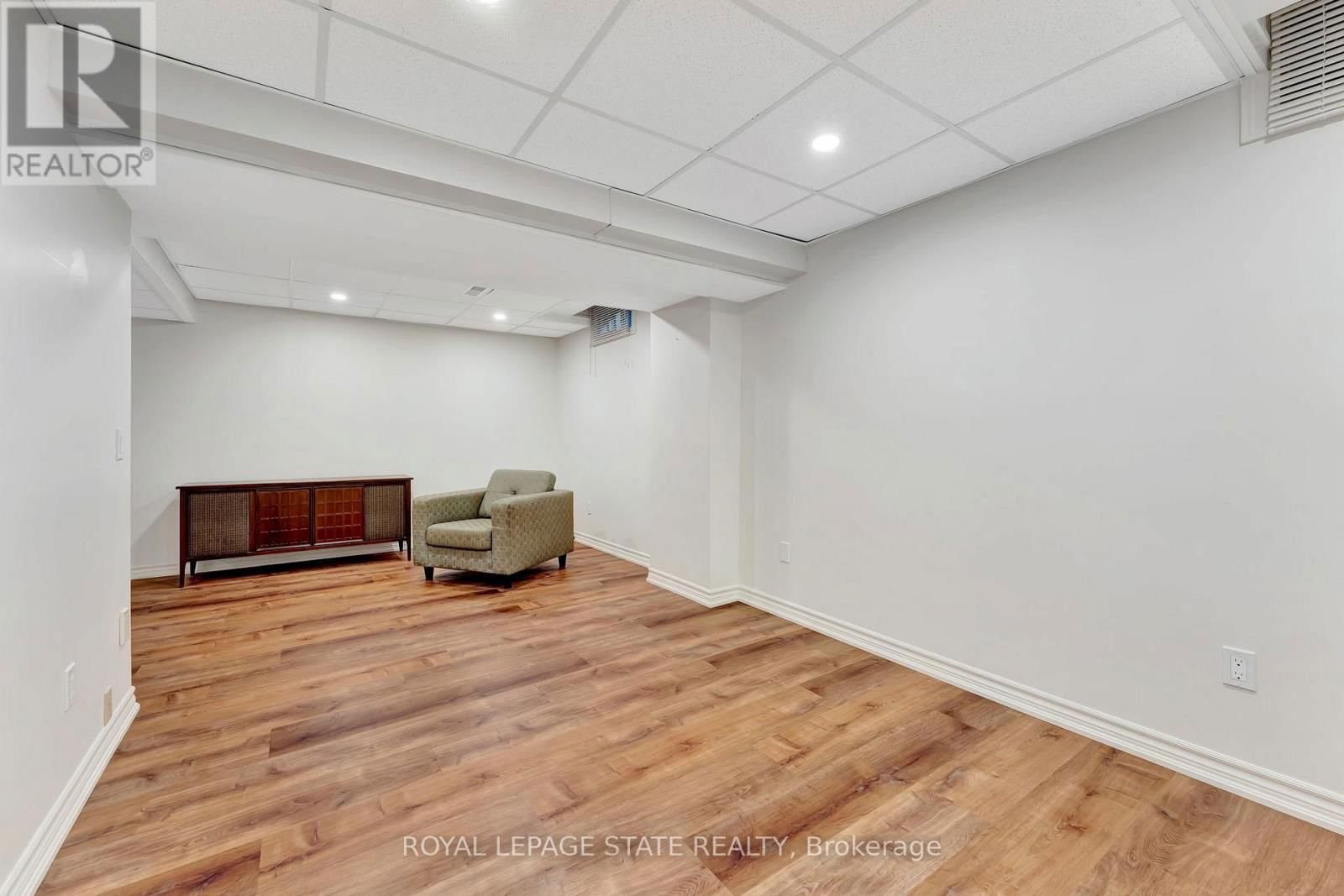 72 - 11 PIRIE DRIVE Image 23