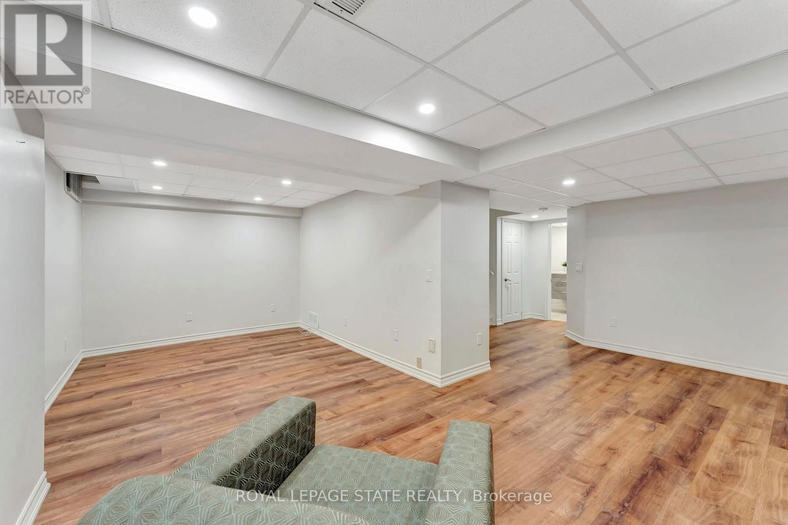 72 - 11 PIRIE DRIVE Image 24