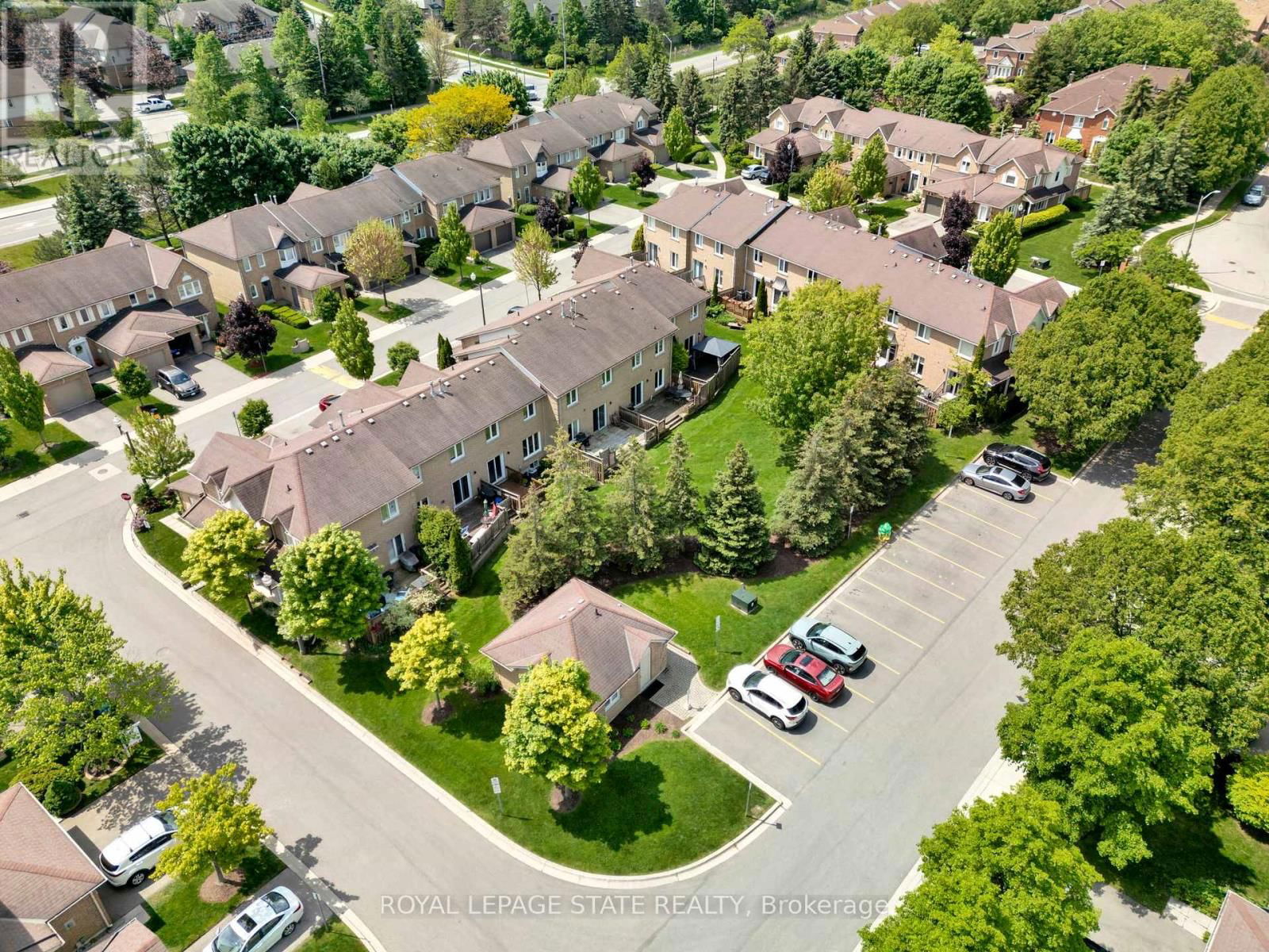 72 - 11 PIRIE DRIVE Image 32