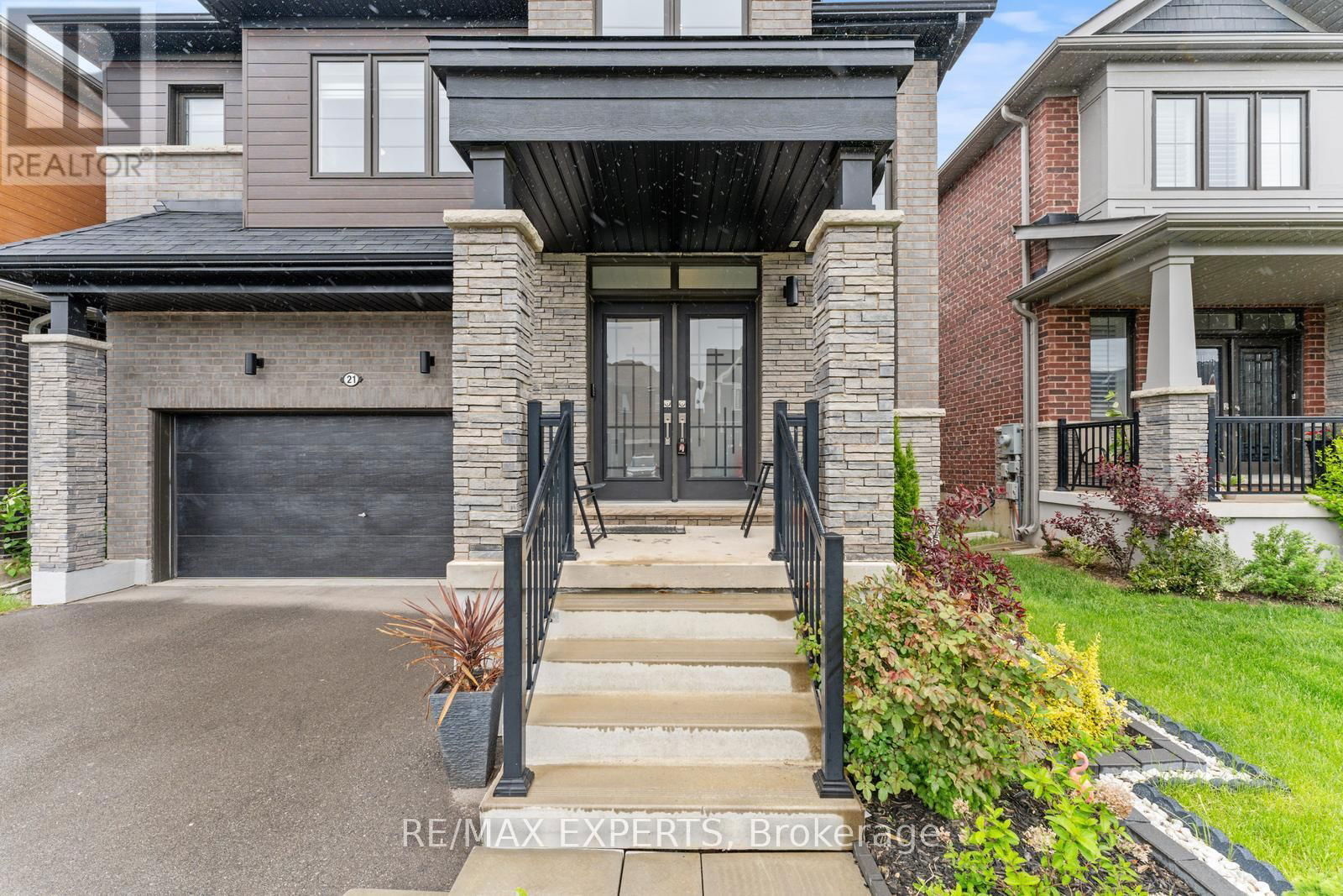 21 MALCOLM CRESCENT Image 2