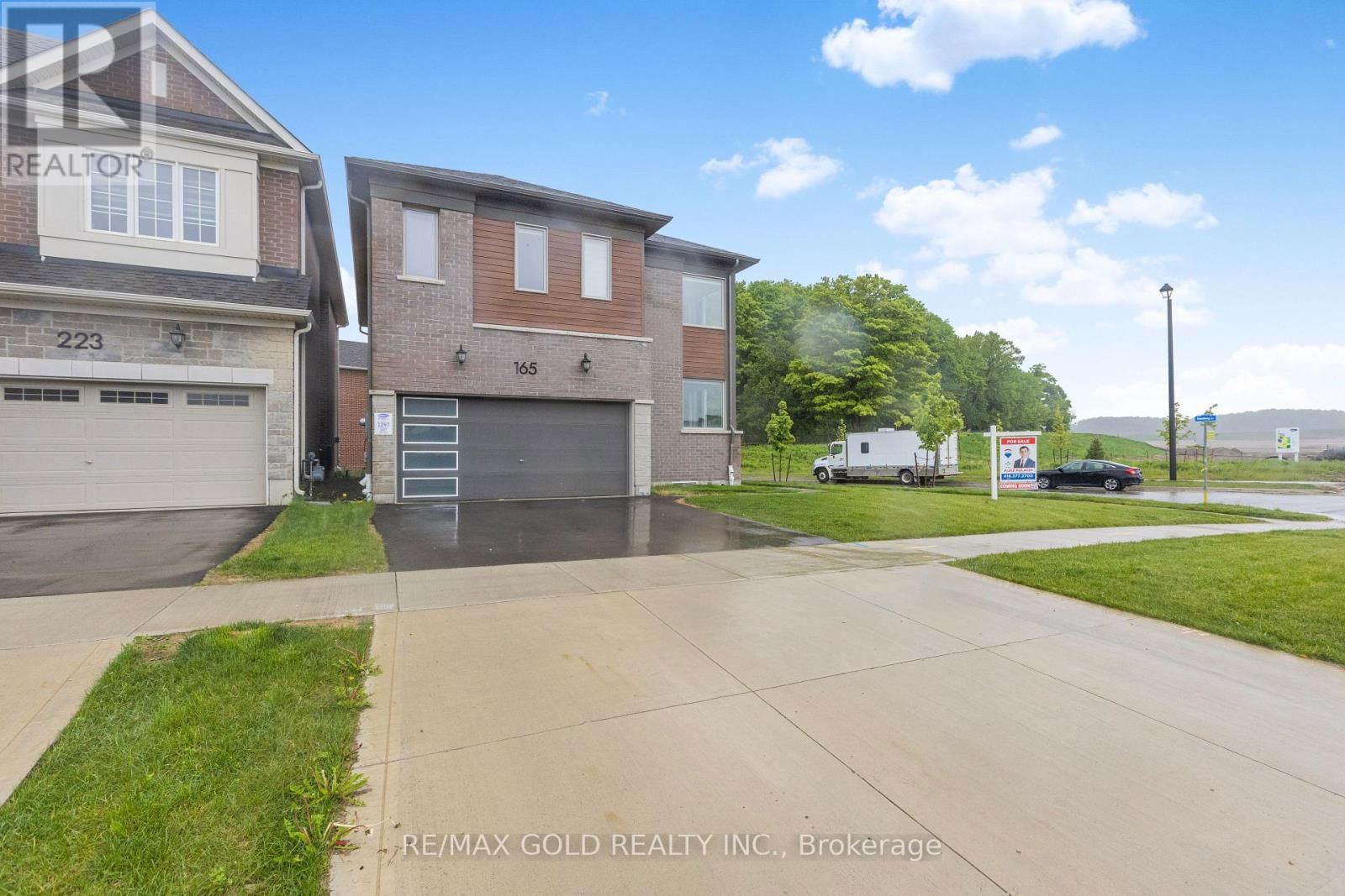 165 FORESTWALK STREET Image 2