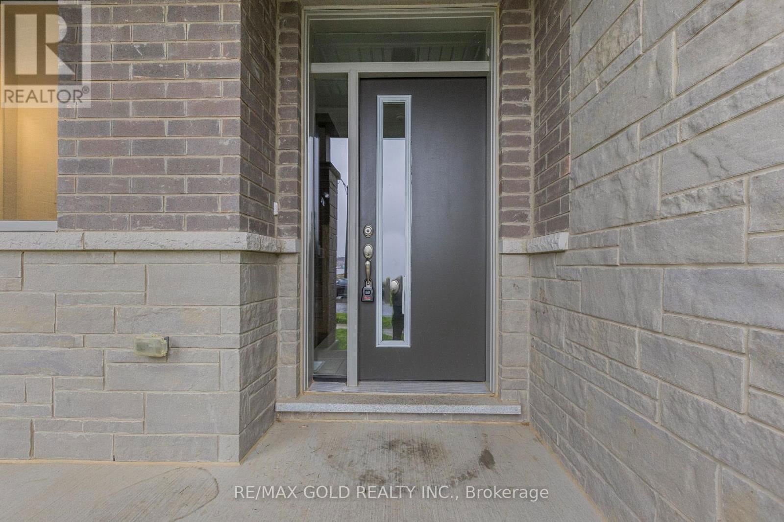 165 FORESTWALK STREET Image 3