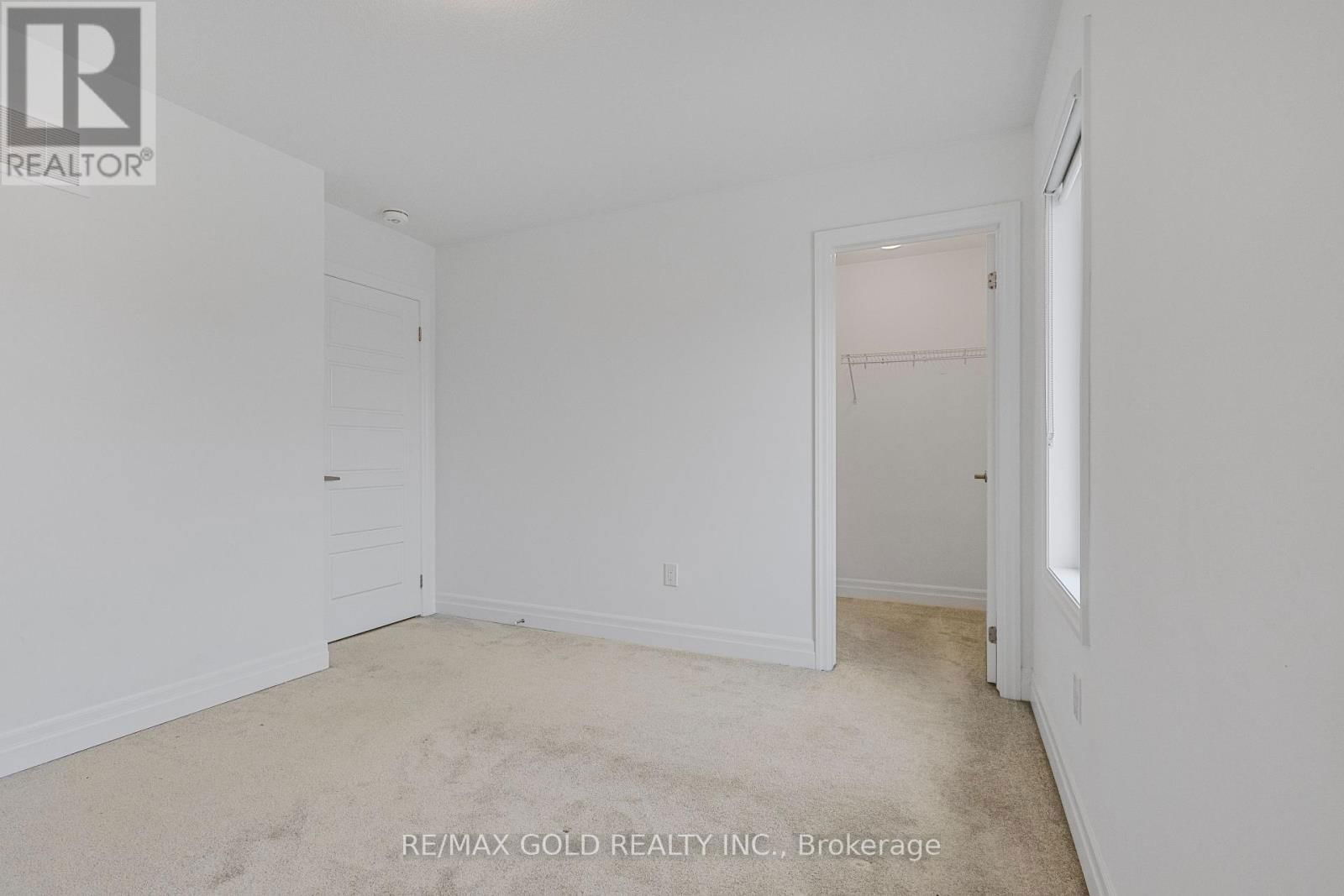 165 FORESTWALK STREET Image 31