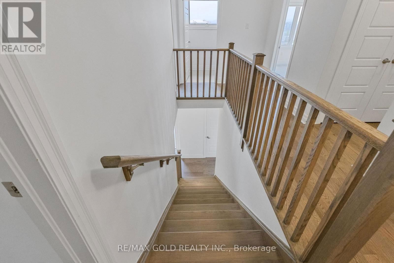 165 FORESTWALK STREET Image 37