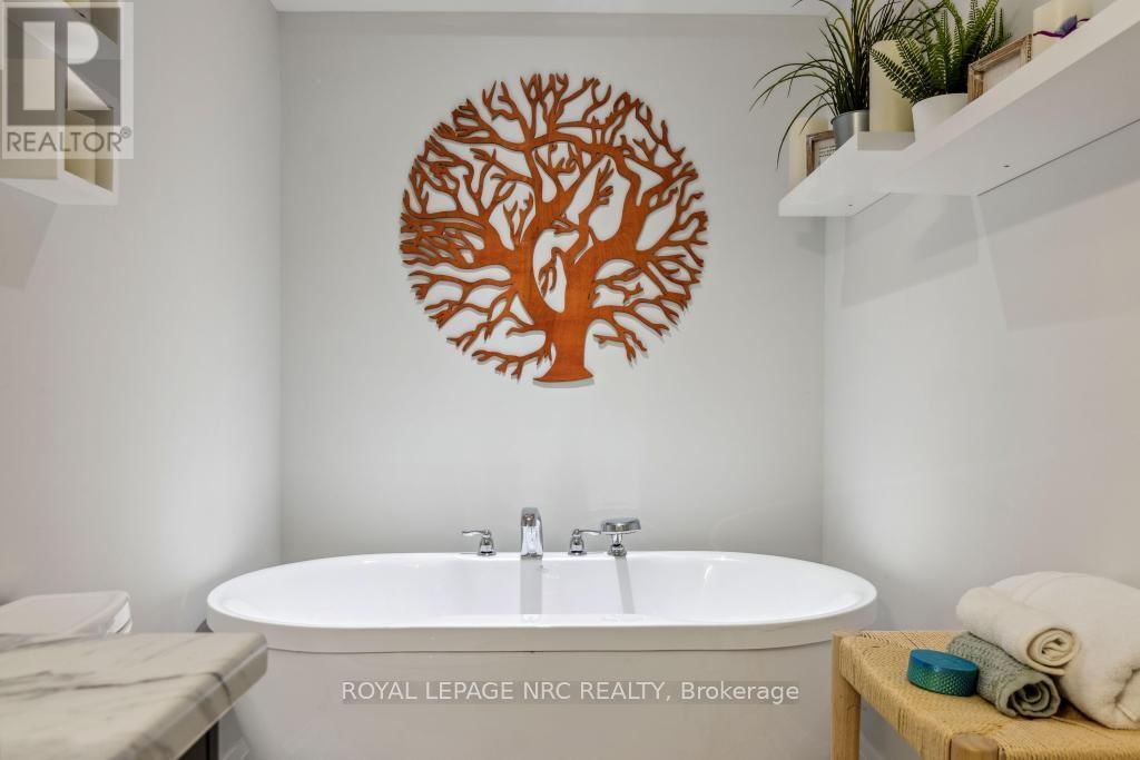 17 MILLS LANE Image 31