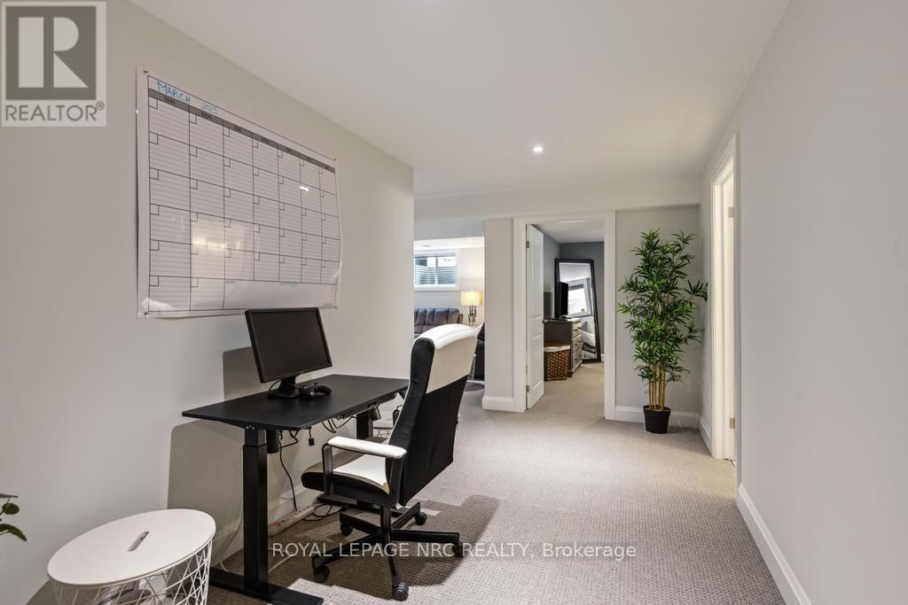 17 MILLS LANE Image 32