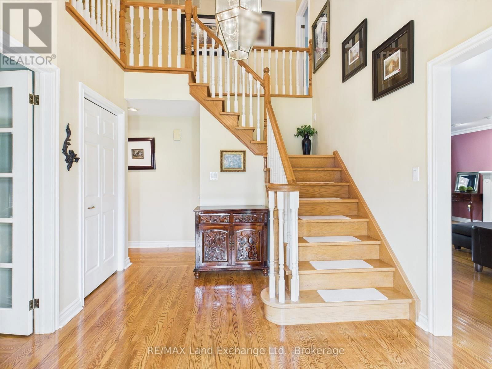 4 EASTWOOD CRESCENT Image 3
