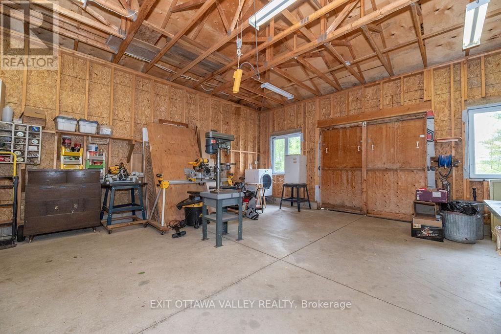 A&C - 342 MCANULTY ROAD Image 40