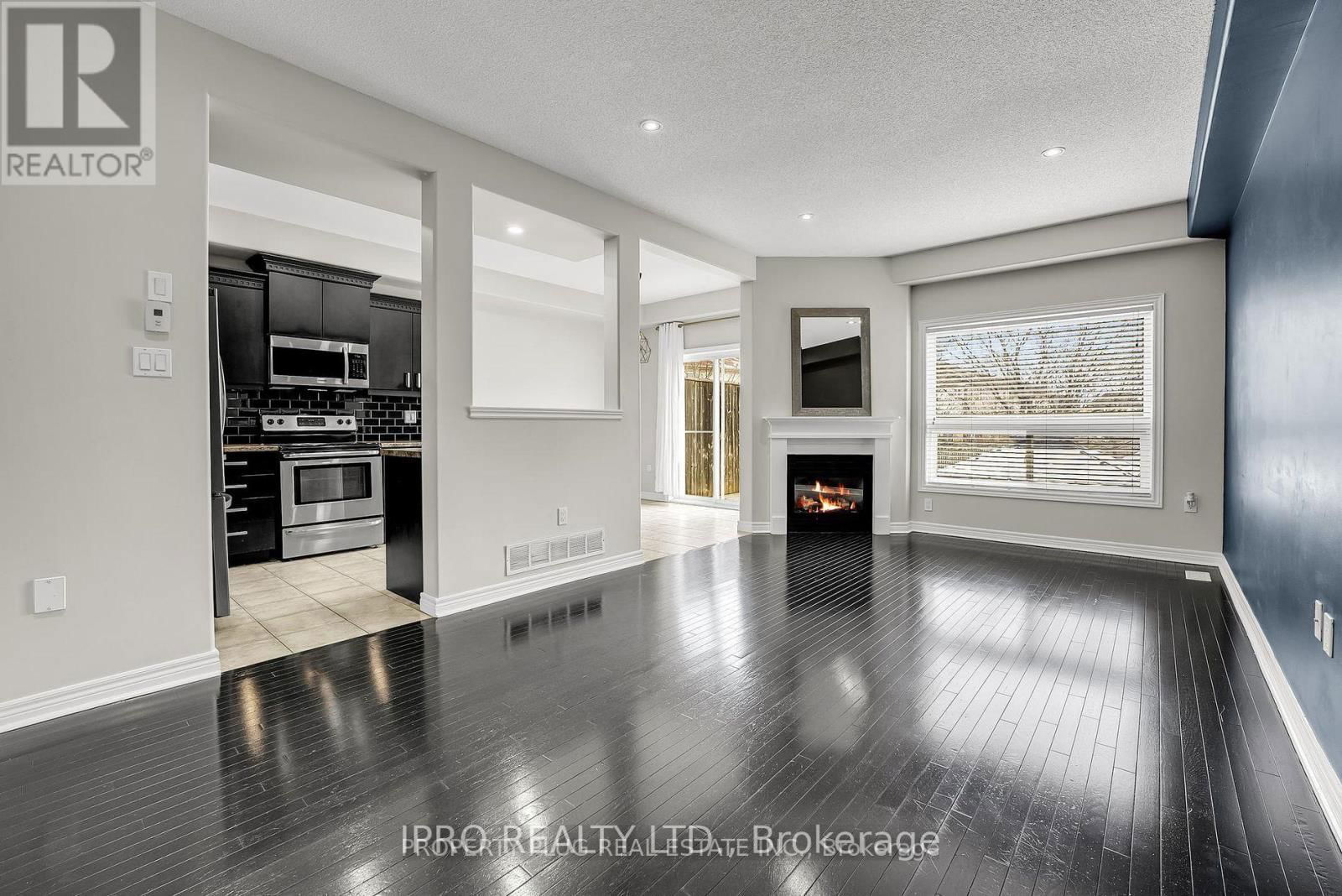 upper - 52 DARTMOUTH GATE Image 6