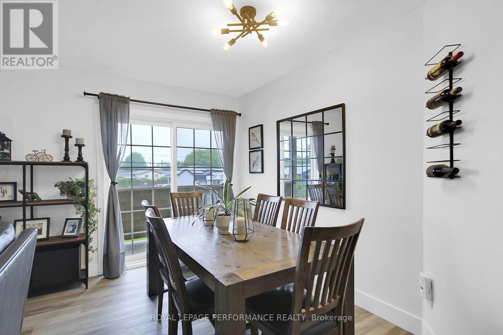 201 - 245 EQUINOX DRIVE Image 10