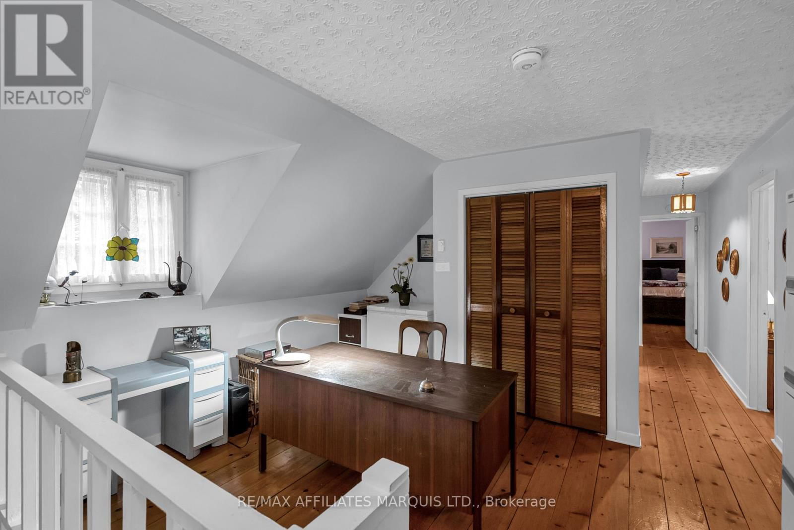 17228 HEADLINE ROAD WEST Image 21