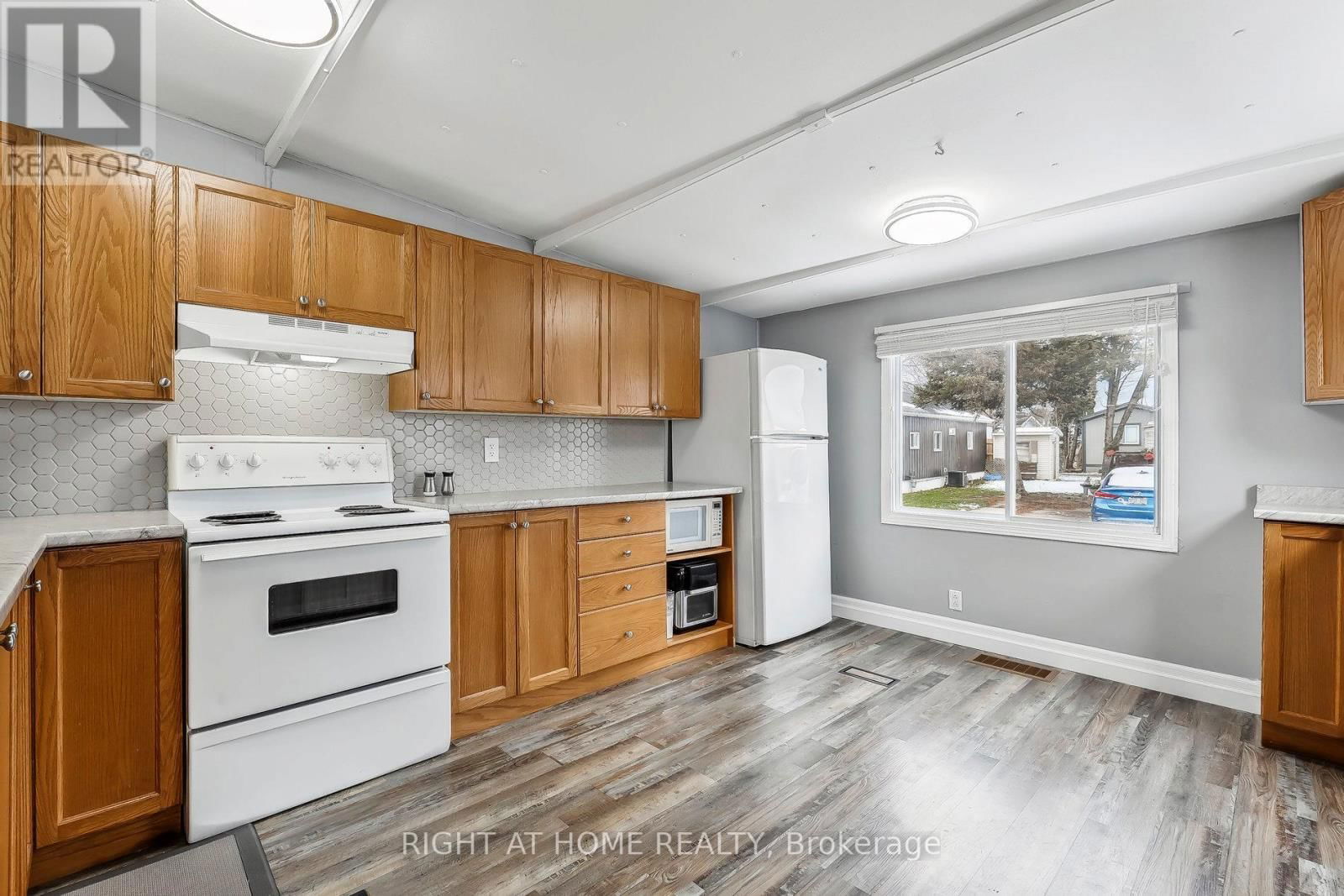 4584 ABIGAIL LANE Image 3