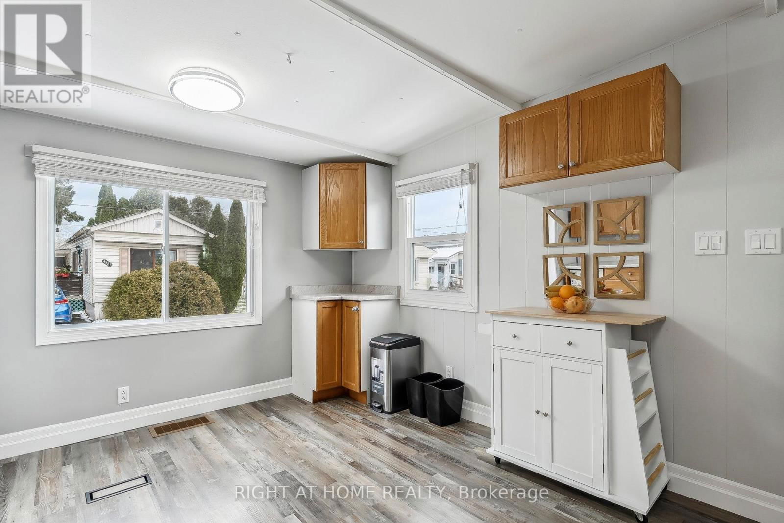 4584 ABIGAIL LANE Image 5