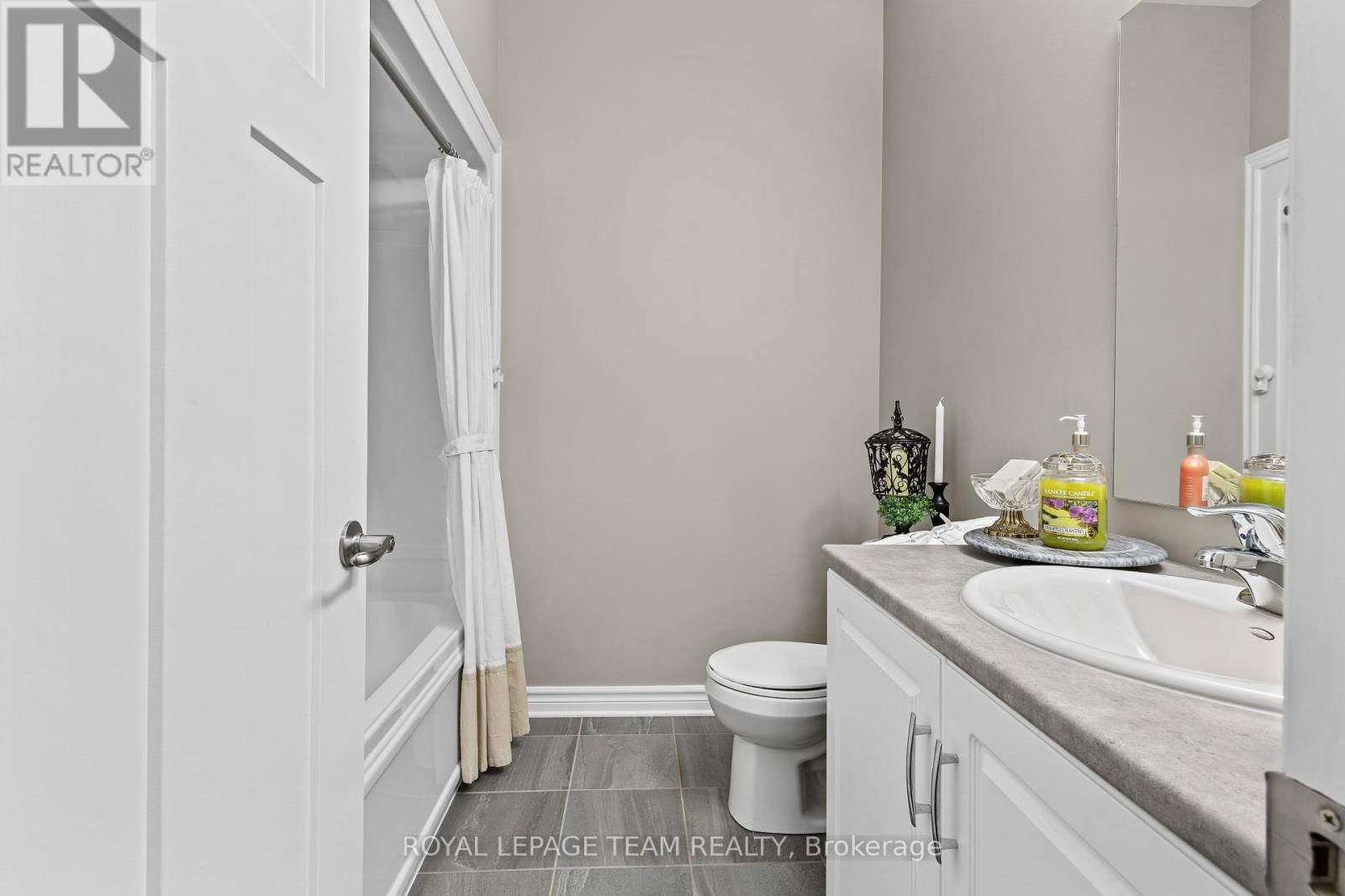 20 SEABERT DRIVE Image 22