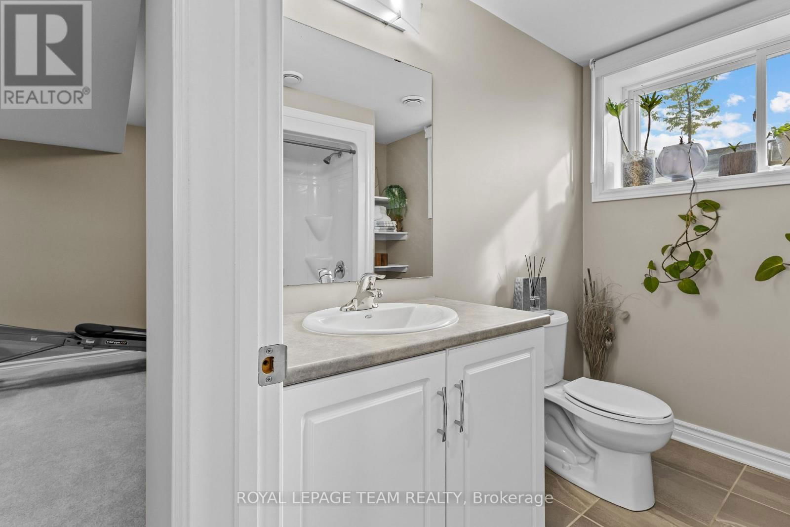 20 SEABERT DRIVE Image 32