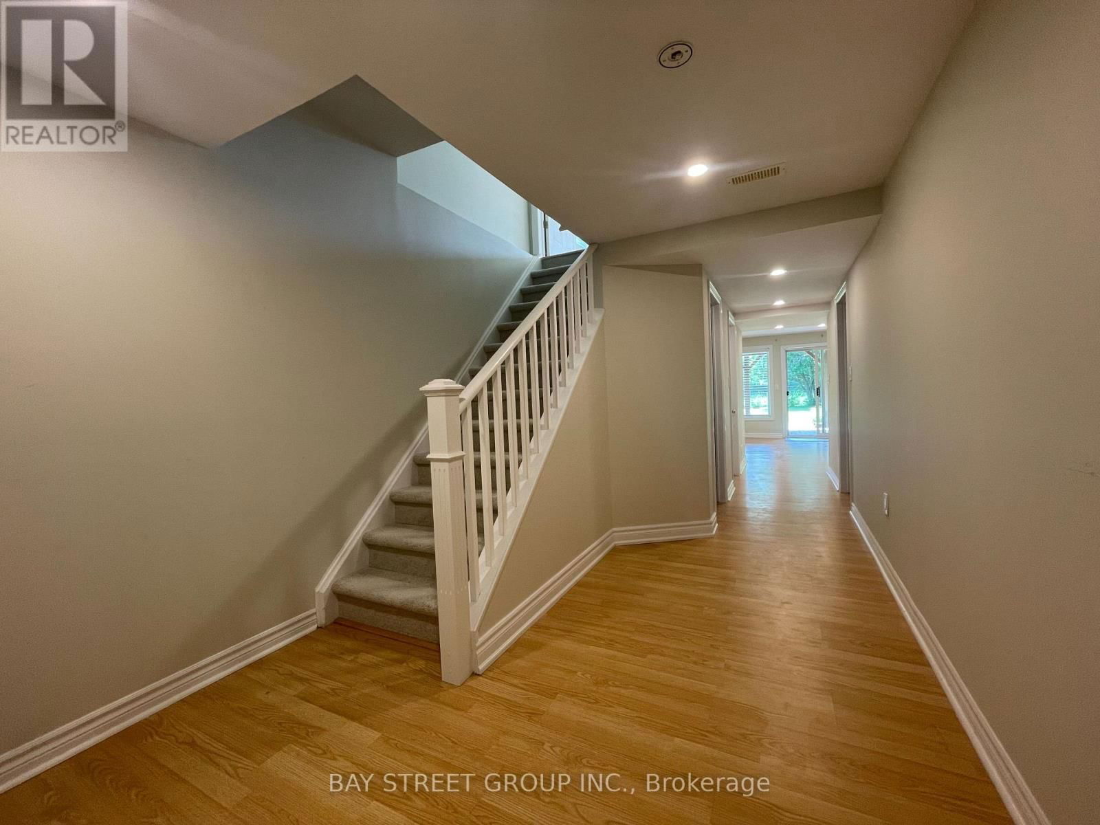 19 SILVERSMITH COURT Image 38