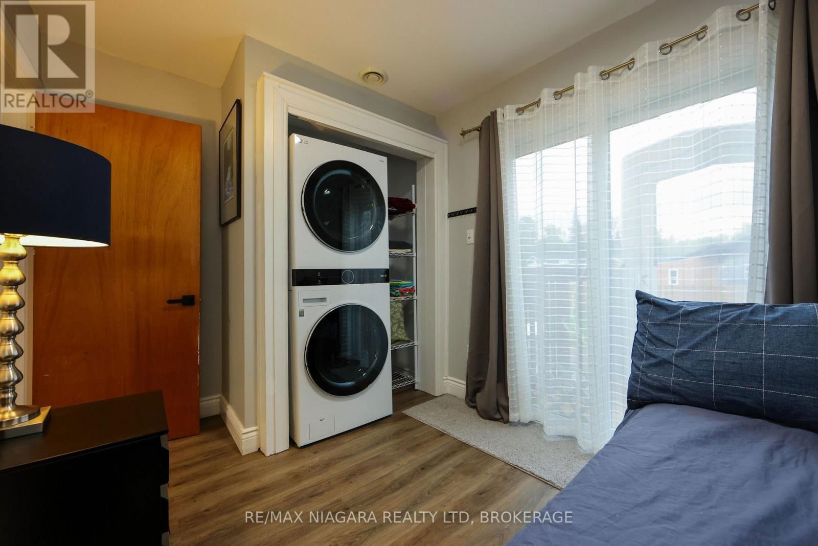 31 SPRUCE DRIVE Image 11
