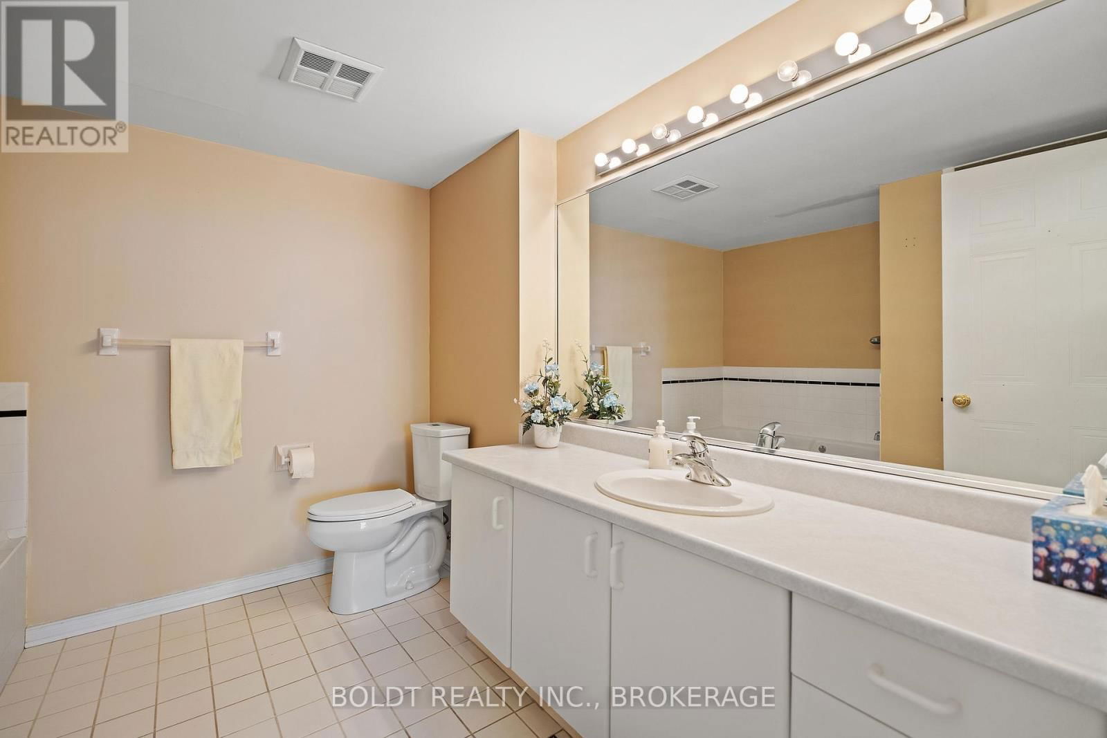 603 - 3 TOWERING HEIGHTS BOULEVARD Image 23