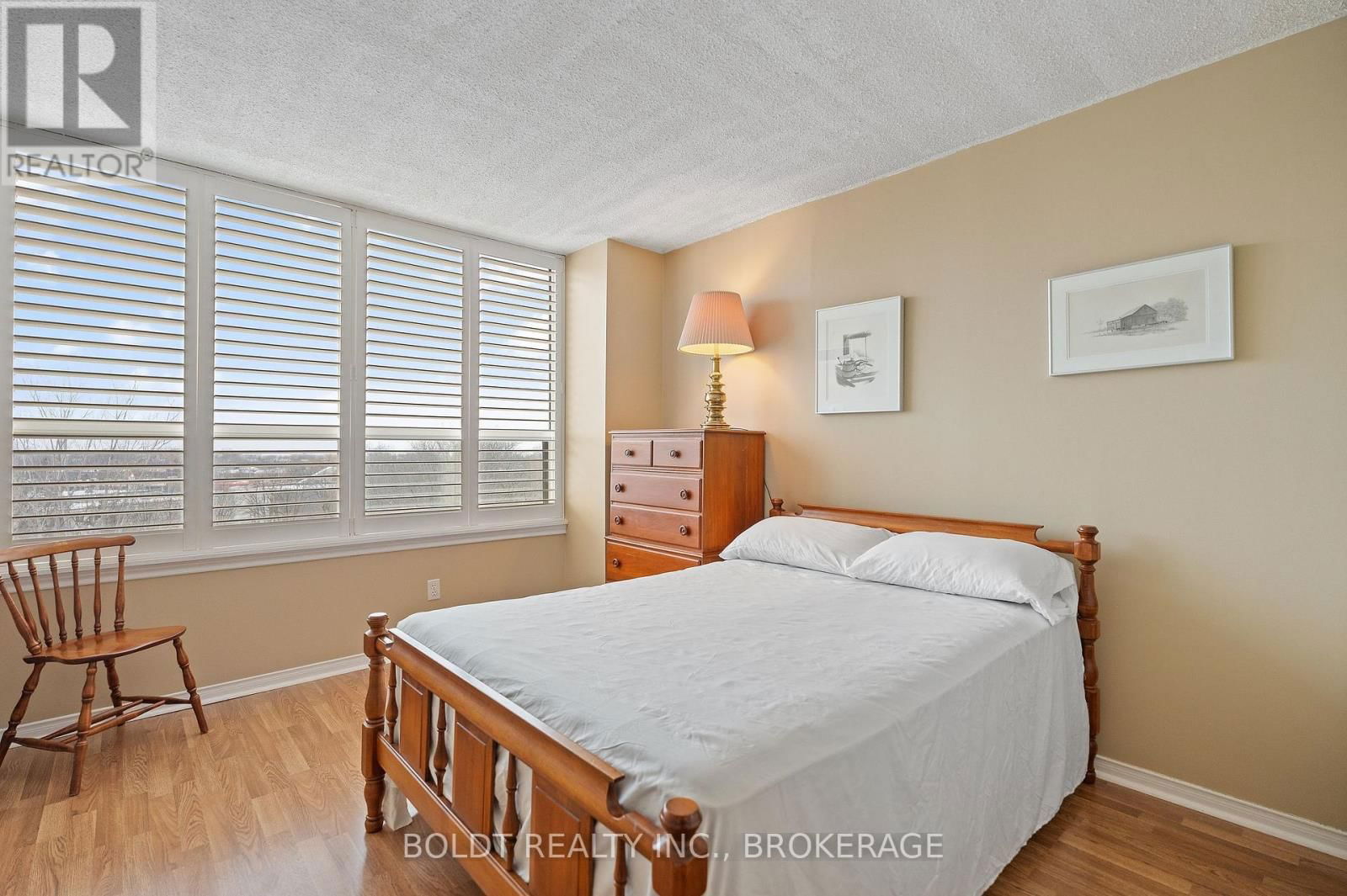 603 - 3 TOWERING HEIGHTS BOULEVARD Image 25