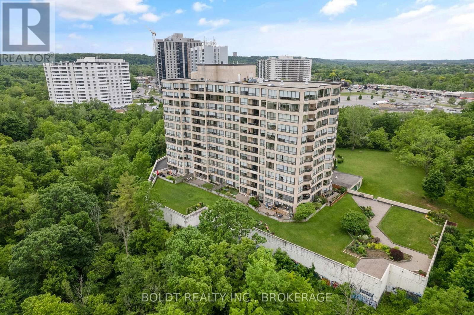 603 - 3 TOWERING HEIGHTS BOULEVARD Image 42