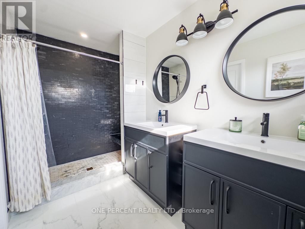 835 QUEEN STREET Image 19