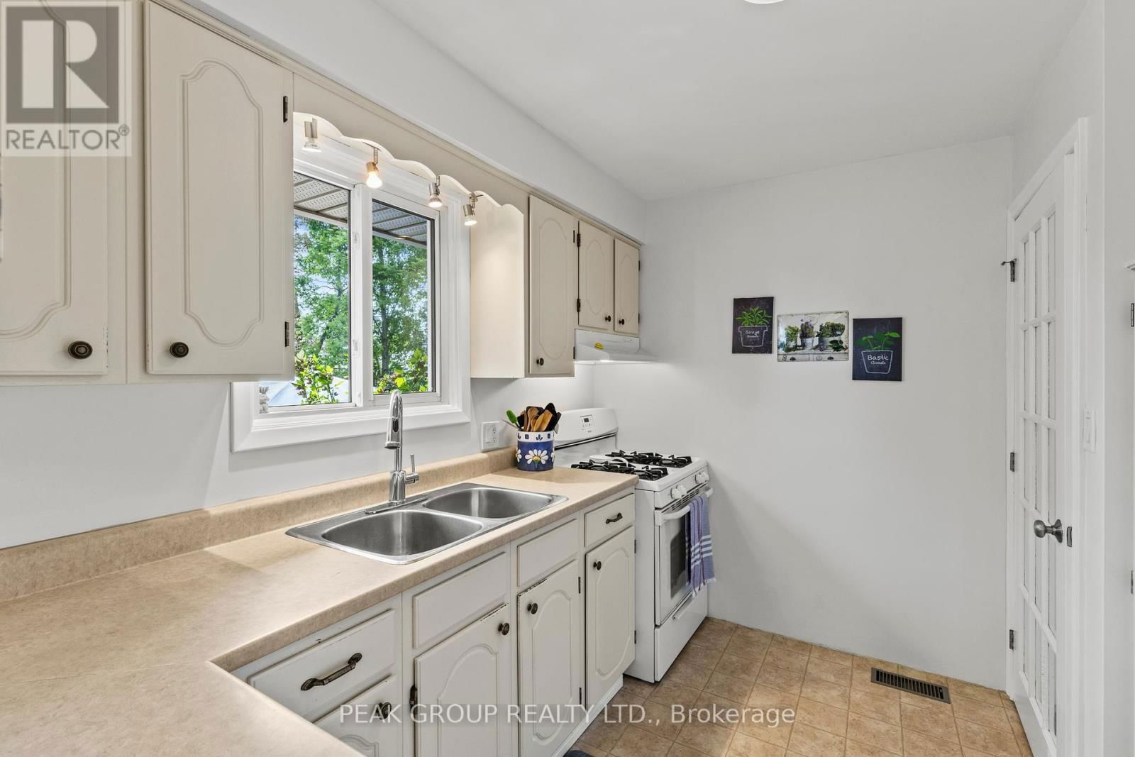 47 DAVID STREET Image 10