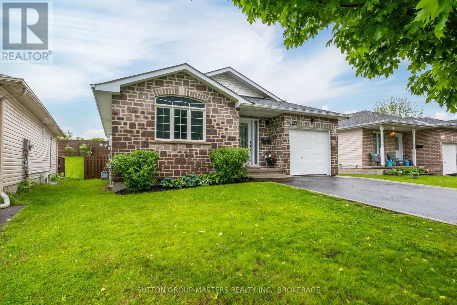 377 BOXWOOD STREET Image 2