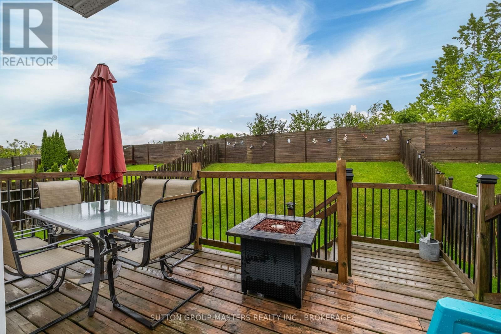 377 BOXWOOD STREET Image 36