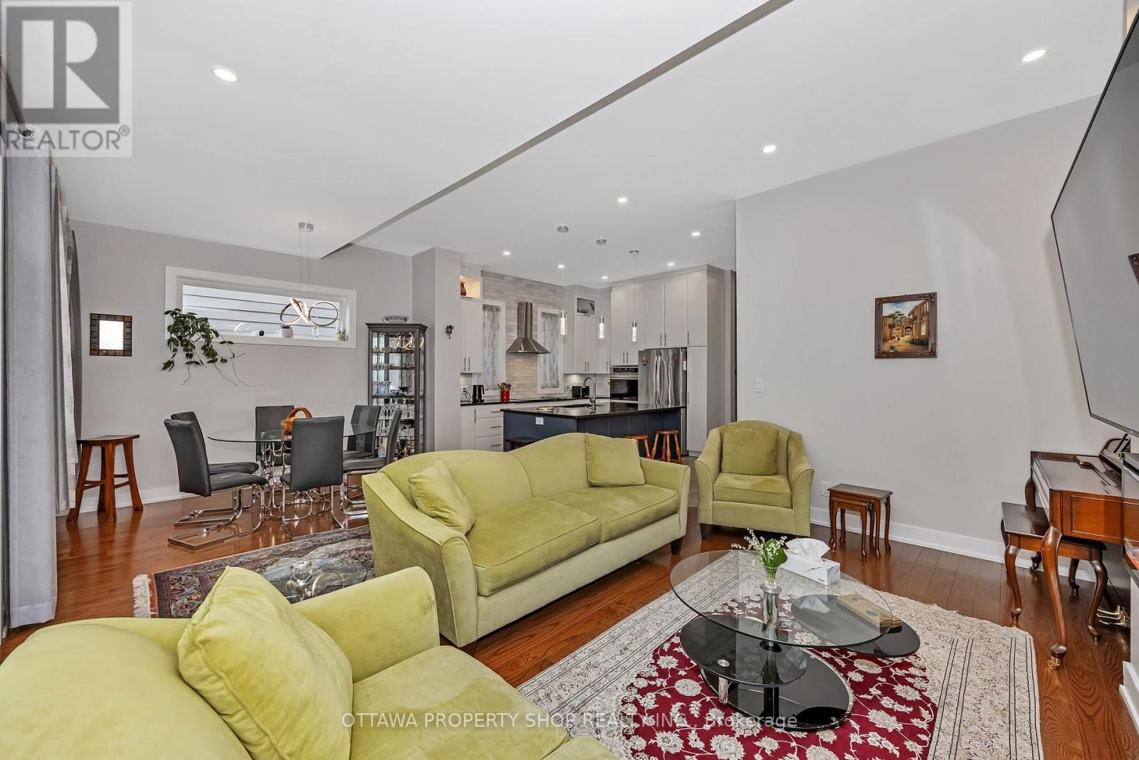 1355 MORY STREET Image 14