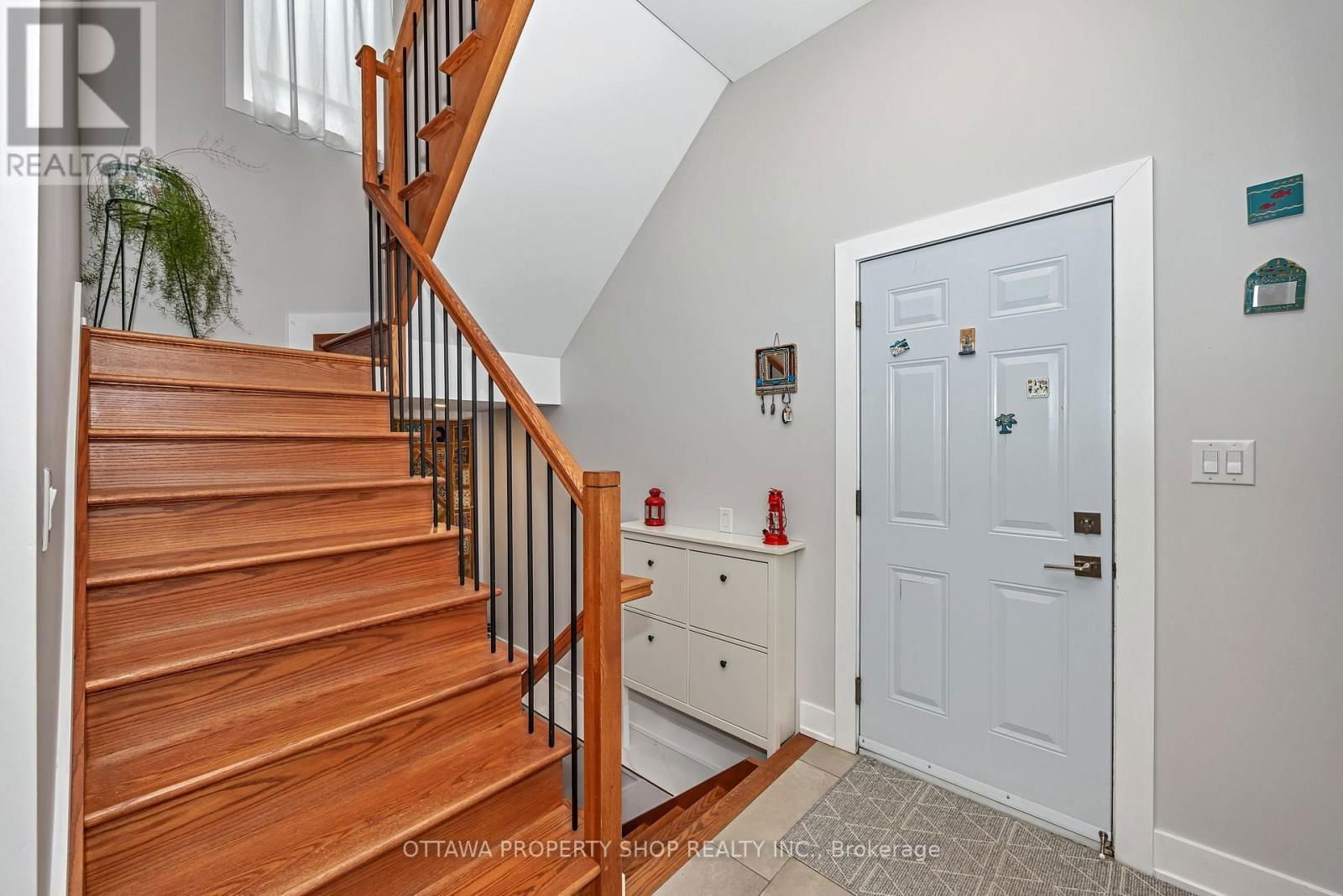 1355 MORY STREET Image 18