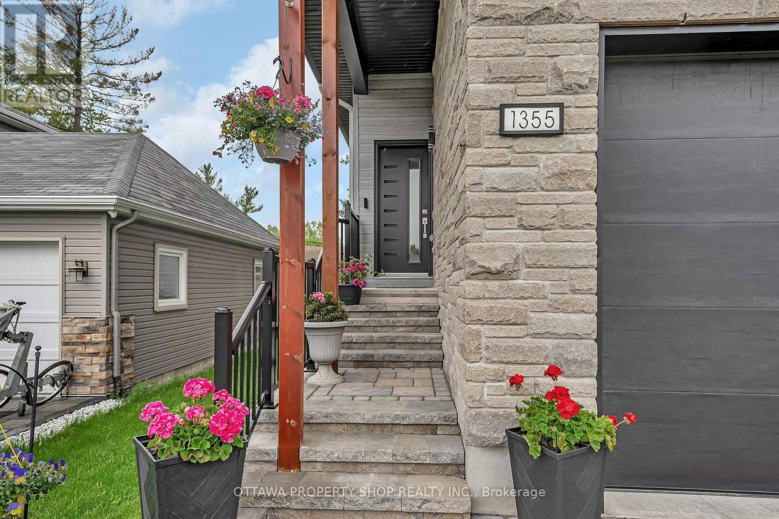 1355 MORY STREET Image 2