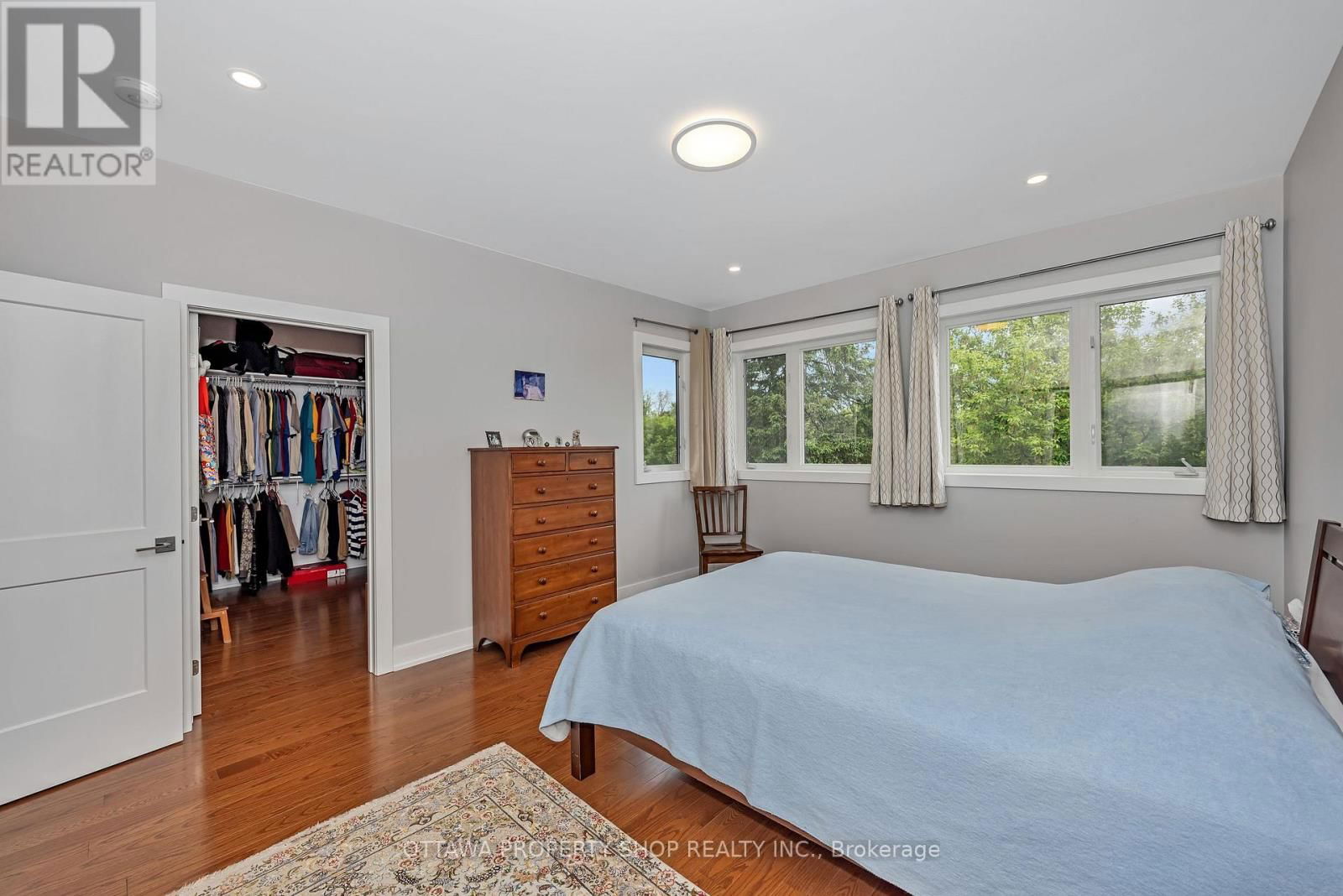 1355 MORY STREET Image 22