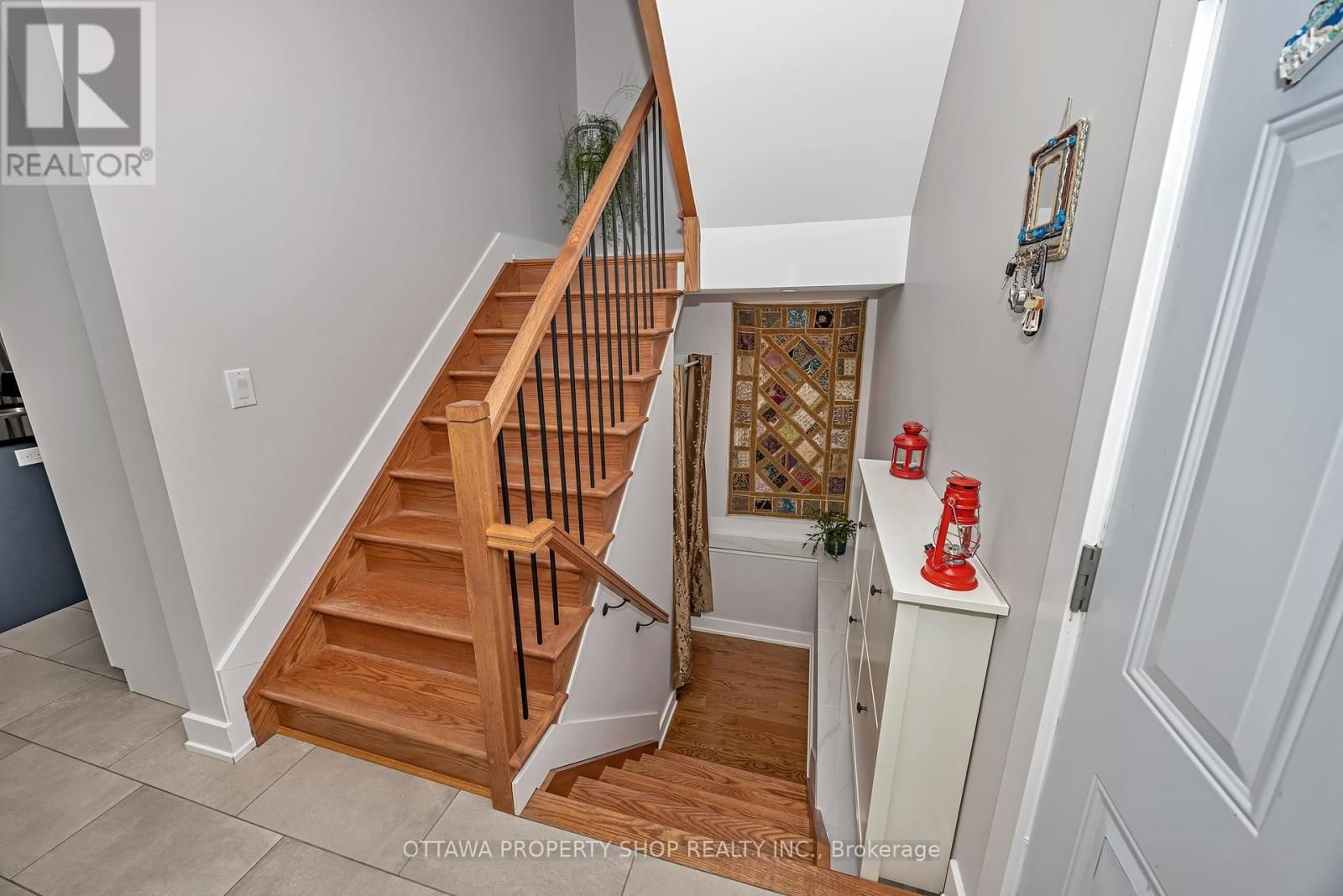 1355 MORY STREET Image 32