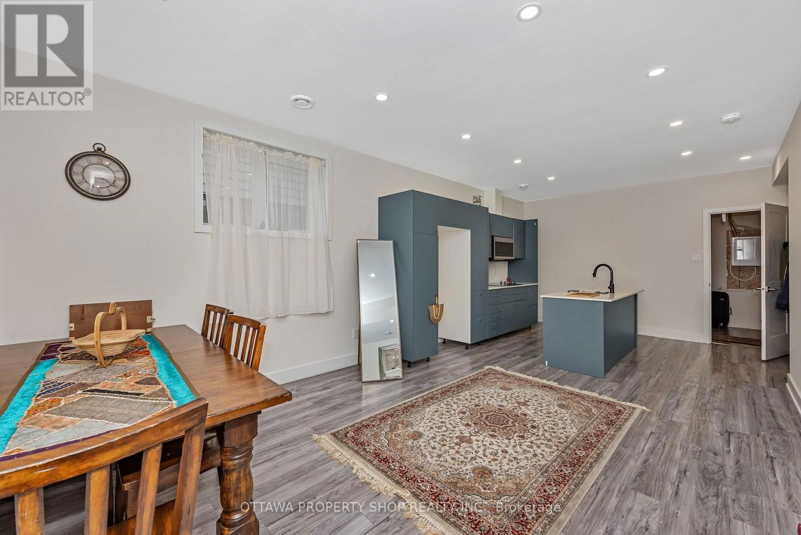 1355 MORY STREET Image 37