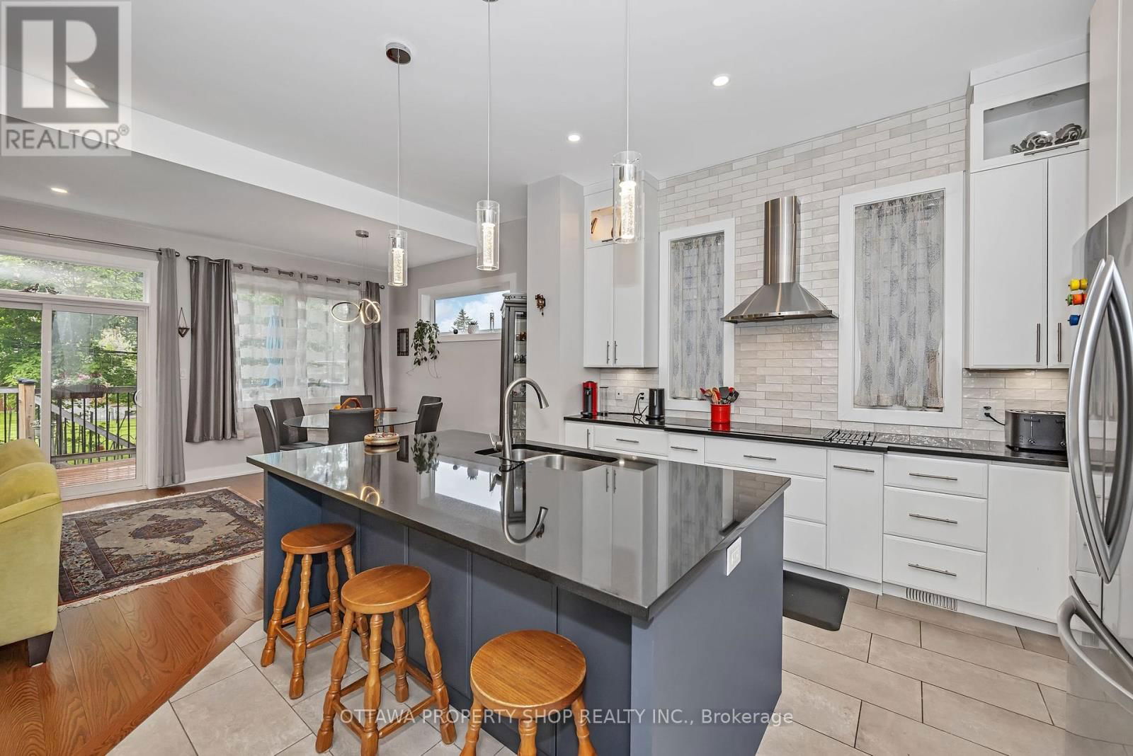 1355 MORY STREET Image 5