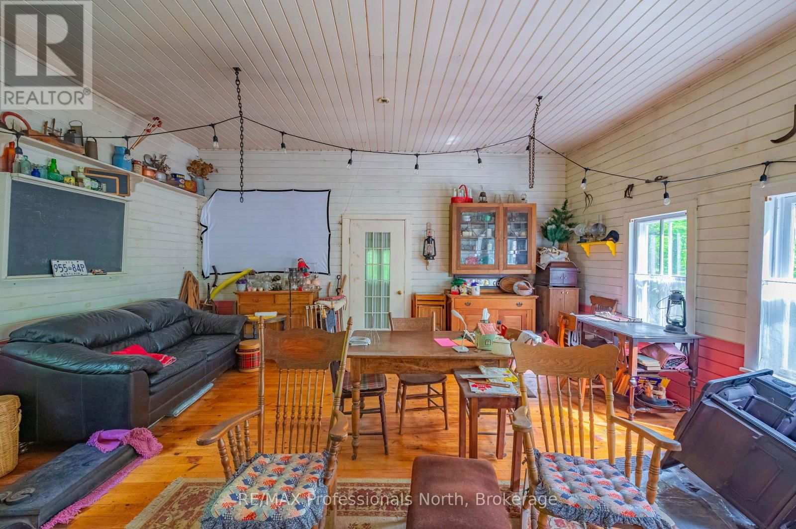 1005 LEARNERS LANE Image 9