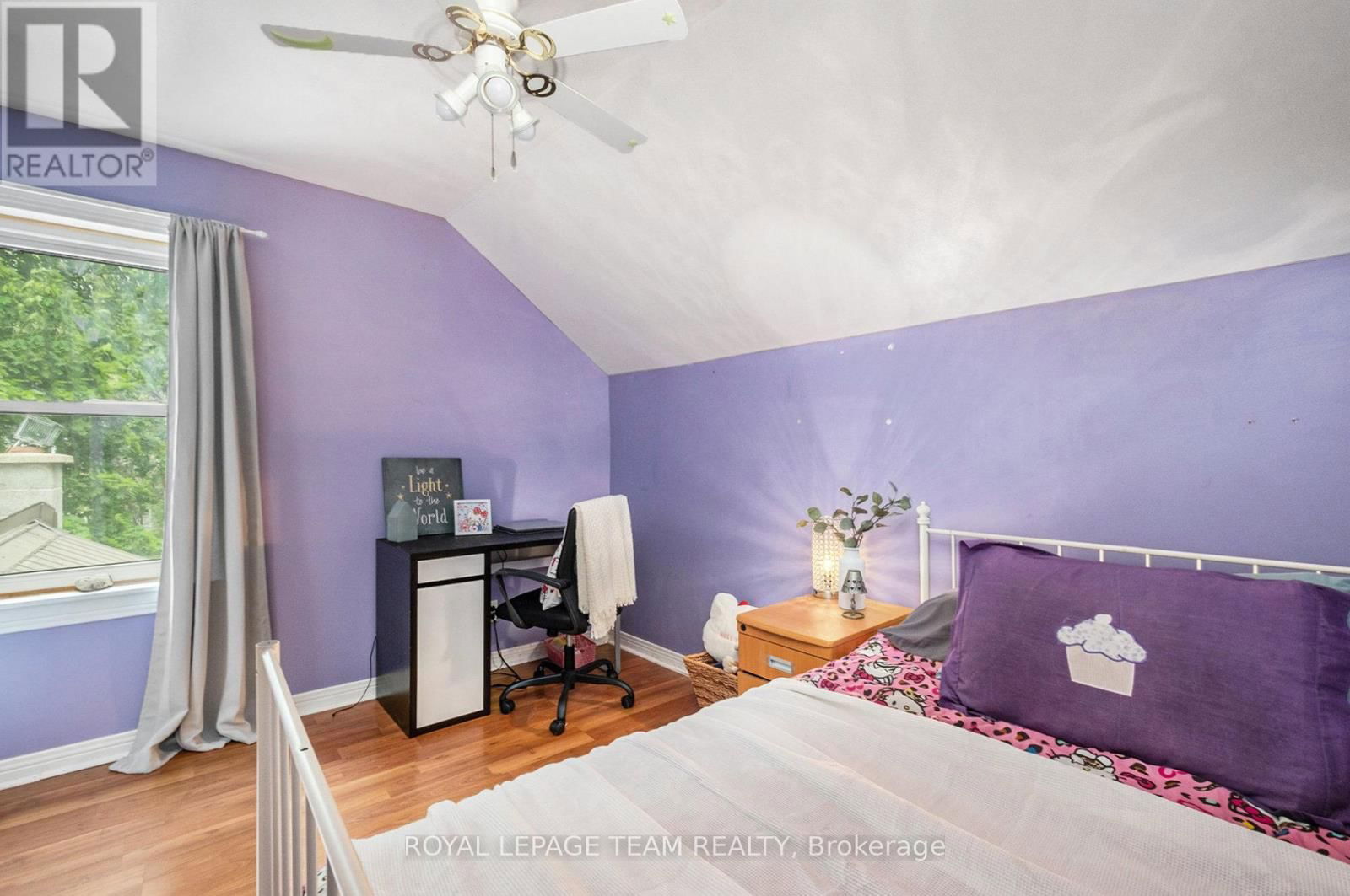 211 DRUMMOND STREET WEST Image 19