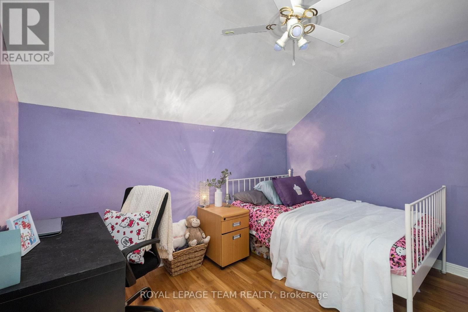 211 DRUMMOND STREET WEST Image 20