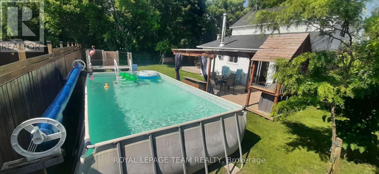 211 DRUMMOND STREET WEST Image 35