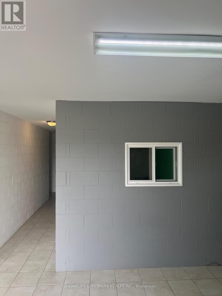 12&13 - 103015 GREY ROAD 18 ROAD Image 3