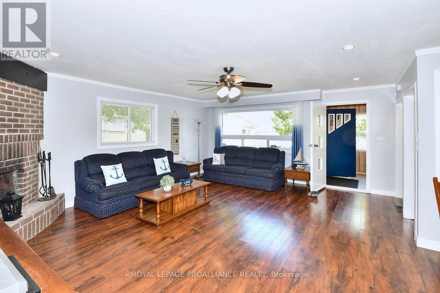 64 LANGS ROAD Image 13