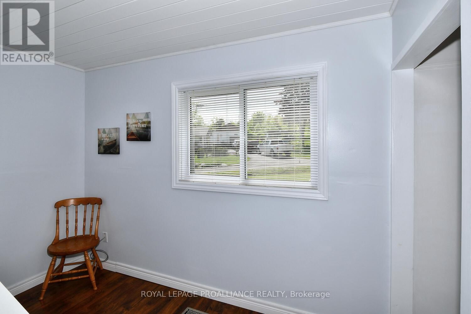 64 LANGS ROAD Image 22