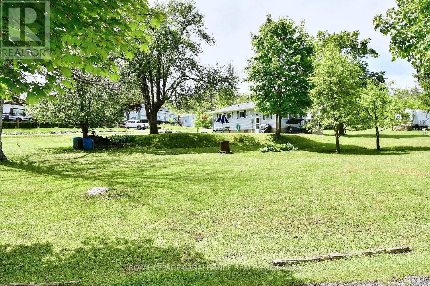 64 LANGS ROAD Image 32