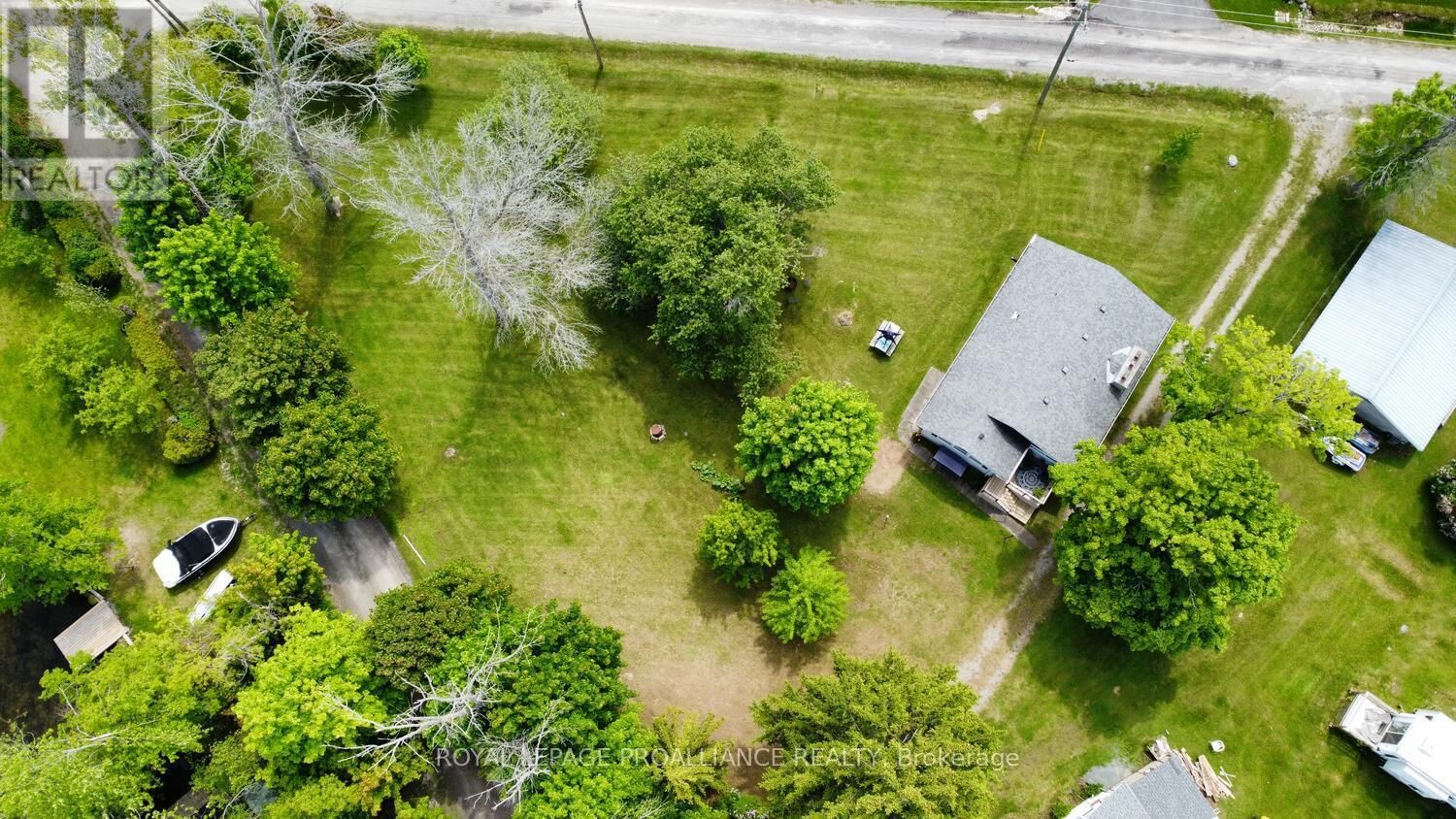 64 LANGS ROAD Image 38