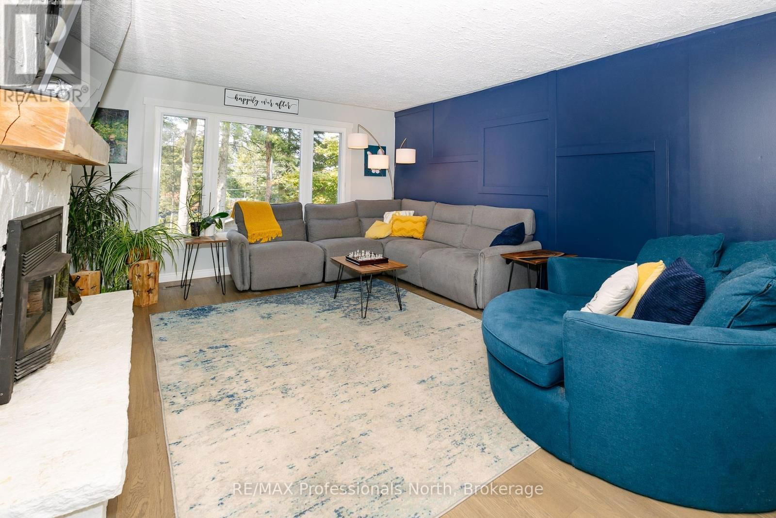 560 MOUNTAIN STREET Image 17