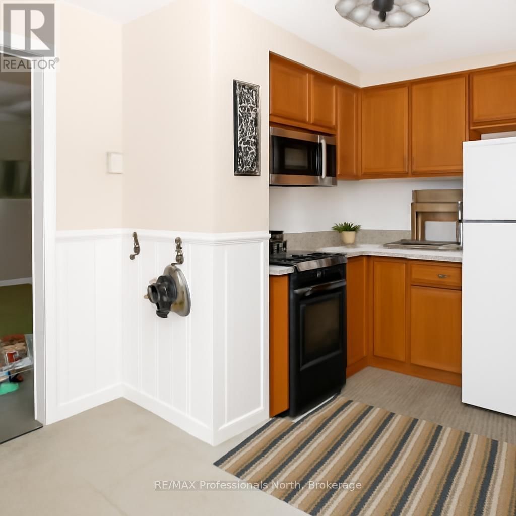 560 MOUNTAIN STREET Image 44