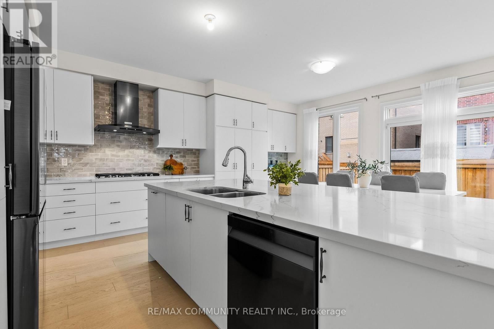 171 GREAT FALLS BOULEVARD Image 24